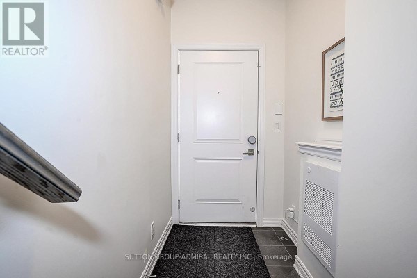 Bedroom - 18 - 85 Eastwood Park Gardens, Toronto, ON M8W0B9 Photo 4