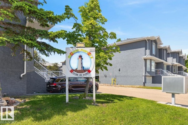 #18 15128 22 St Nw, Edmonton, AB, photo 2