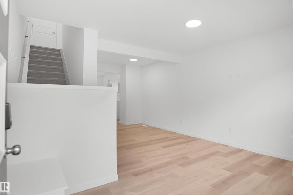 Bedroom 2 - #18 3705 141 St Sw, Edmonton, AB T6W5M9 Photo 5