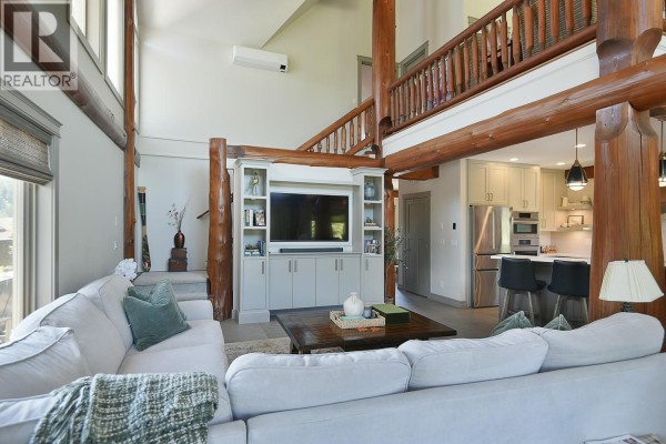 18 4622 Sinclair Bay Road, Garden Bay, BC V0N1S1 Photo 3