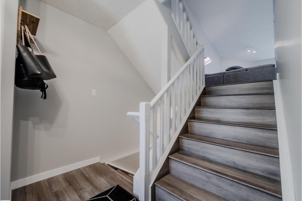 Dining room - #18 64 Blackburn Sw, Edmonton, AB T6W1C1 Photo 2