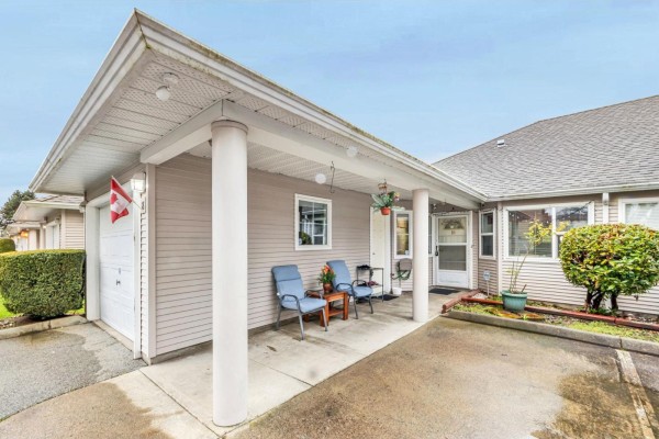 18 7127 124 Street Avenue, Surrey, BC V3W3W9 Photo 4