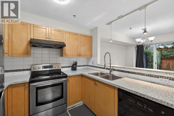 18 7128 Stride Avenue, Burnaby, BC V3N1T5 Photo 4