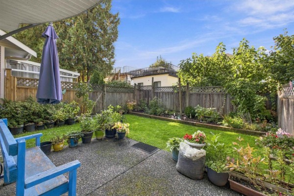 18 8289 121a Street, Surrey, BC V3W1G6 Photo 3