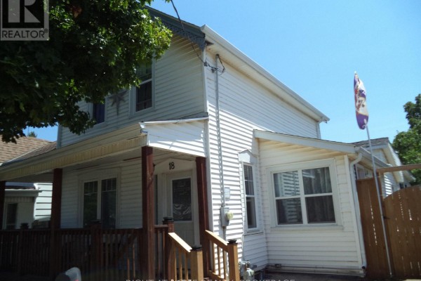18 Almond Street, St  Catharines, ON, photo 2