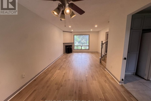 18 Annamaria Drive, Georgina, ON L4P3H6 Photo 5