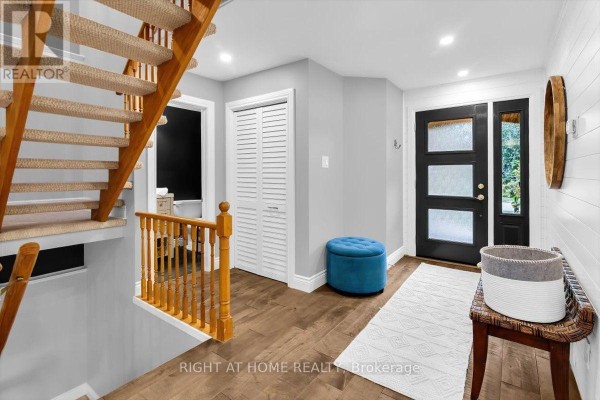 Primary Bedroom - 18 Bashford Road, Ajax, ON L1S3Y2 Photo 5