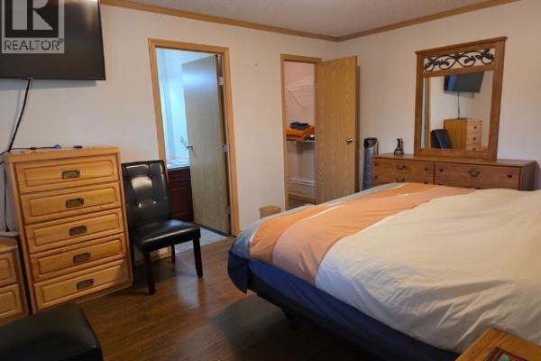 18 Beaver Lane, Norman Wells, NT X1A0T0 Photo 4