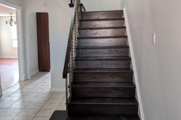 18 Beisel Court, Brampton, ON L6Z2R8 Photo 5