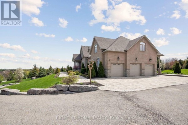 Eating area - 18 Bice Court, Clarington, ON L0B1J0 Photo 2