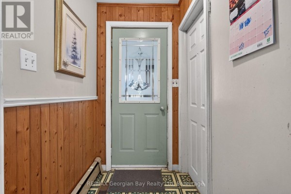 Bedroom - 18 Brock Street, Penetanguishene, ON L9M1R9 Photo 4