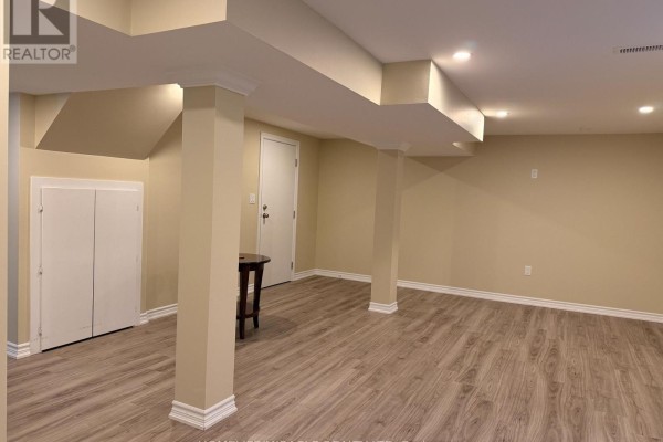 18 Burnley Place, Brampton, ON L6Z2T9 Photo 5