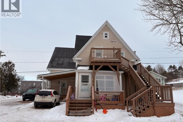 18 Carleton Street, St George, NB E5C3B7 Photo 5
