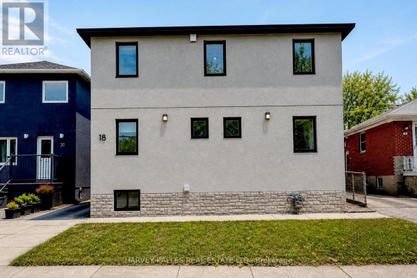 18 Cavell Avenue, Toronto, ON M8V1P2 Photo 3