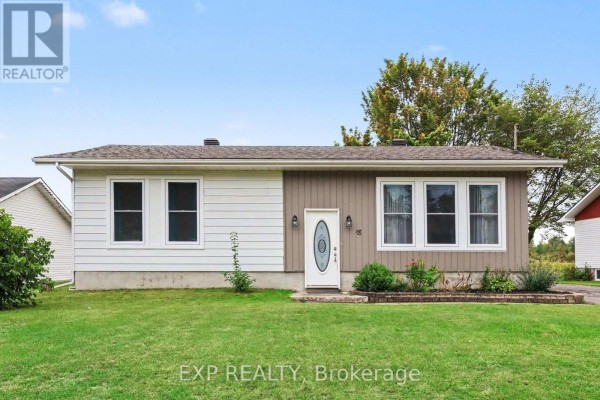 18 Centre Street, Clarence Rockland, ON, photo 2