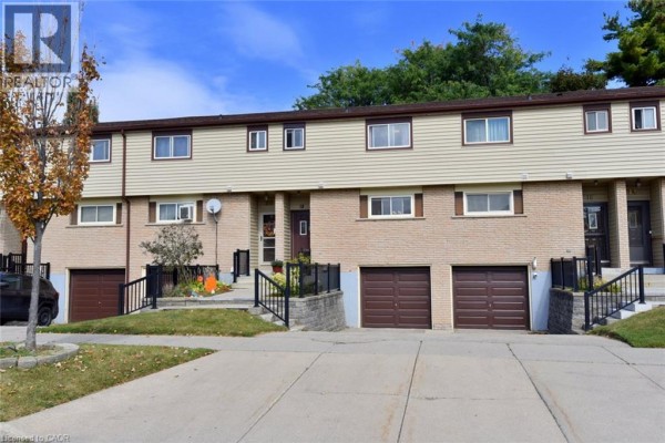 4pc Bathroom - 18 Claudette Gate, Hamilton, ON L9B1T5 Photo 3