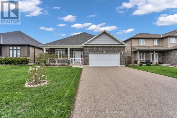 18 Crocus Avenue, Tillsonburg, ON, photo 2