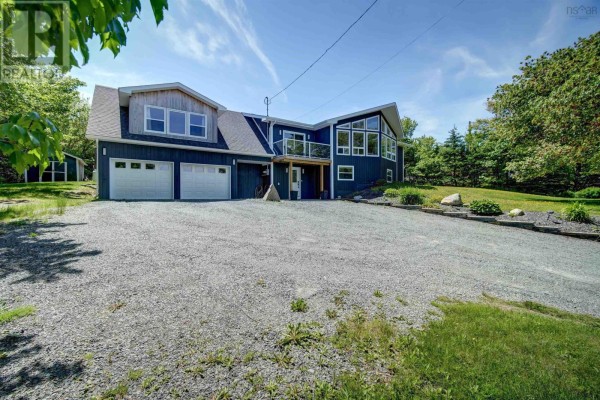 Games room - 18 Delmerle Drive, Whites Lake, NS B3T1W9 Photo 4