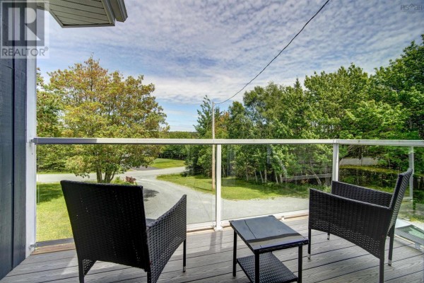 Living room - 18 Delmerle Drive, Whites Lake, NS B3T1W9 Photo 5