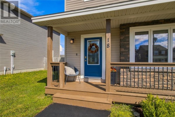 18 Great Southern Drive, St  John S, NL, photo 3