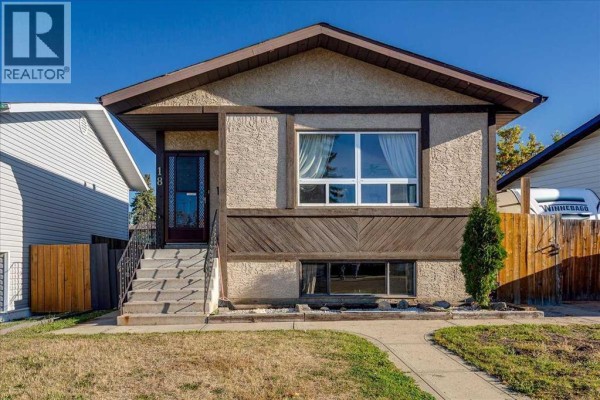 18 Greenham Drive, Red Deer