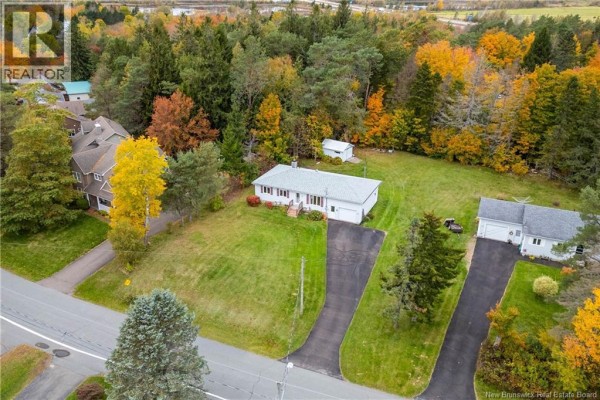 Family room - 18 Harris Drive, Sackville, NB E4L3X6 Photo 5
