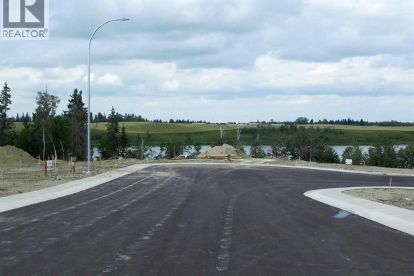 18 Henner's Place, Lacombe, AB T4L1Y9 Photo 5
