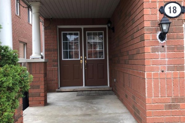 Family room - 18 Herdwick Street, Brampton, ON L6S6L7 Photo 3
