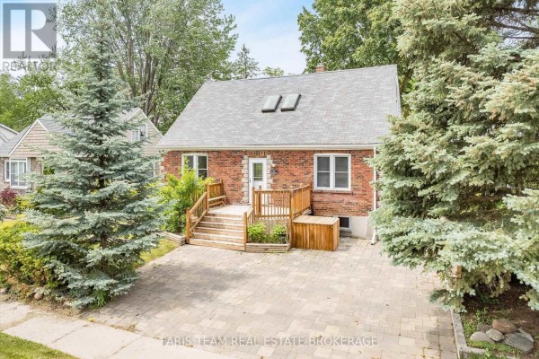 Den - 18 Holgate Street, Barrie, ON L4N2T5 Photo 2
