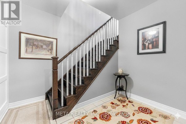 Bedroom 5 - 18 Hughes Street, Collingwood, ON L9Y0W7 Photo 4