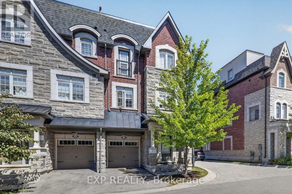 Kitchen - 18 Ingleside Street, Vaughan, ON L4L0H9 Photo 2
