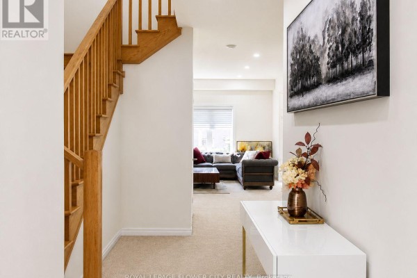 18 Jenner Drive, Brant, ON N3L0L2 Photo 4