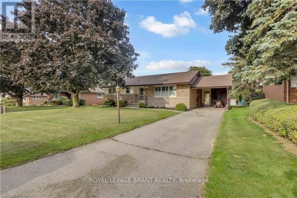18 Kingsmount Crescent, Brantford, ON, photo 3