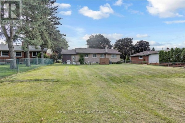 Kitchen - 18 Kingsmount Crescent, Brantford, ON N3T5L7 Photo 5
