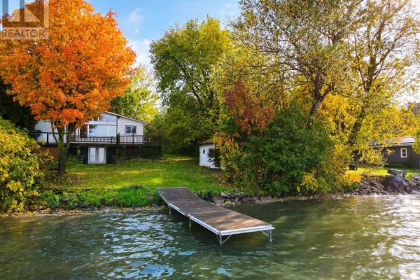 Family room - 18 Lakeview Boulevard, Kawartha Lakes, ON K0M2C0 Photo 5