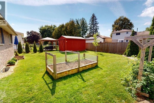 3pc Bathroom - 18 Larkspur Lane, Paris, ON N3L3P1 Photo 2