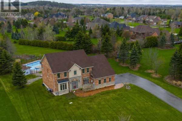 18 Leenders Lane, Erin, ON N0B1T0 Photo 2