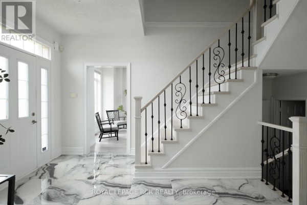 18 Leenders Lane, Erin, ON N0B1T0 Photo 5