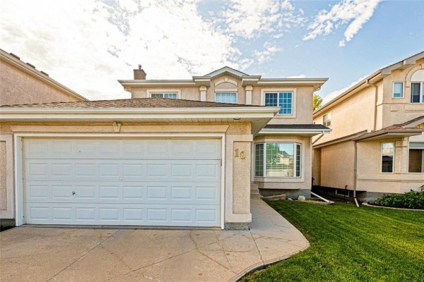 18 Lessard Place, Winnipeg Residential Sold $549,900