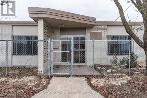 18 Linden Street, Hamilton, ON, photo 2