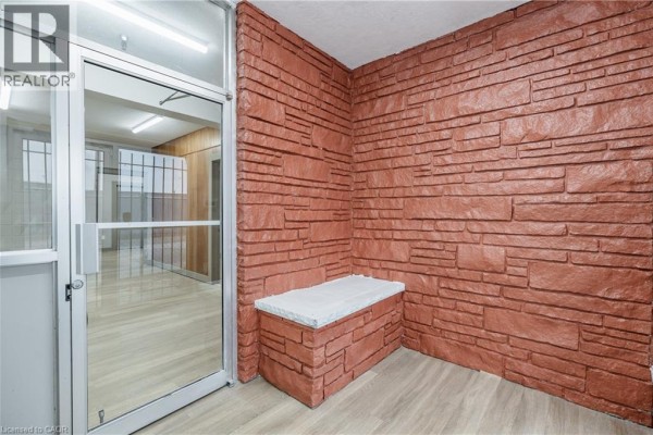 18 Linden Street Unit# B, Hamilton, ON, photo 3