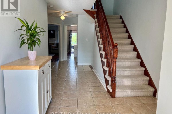 18 Mackenzie King Avenue, St  Catharines, ON, photo 2