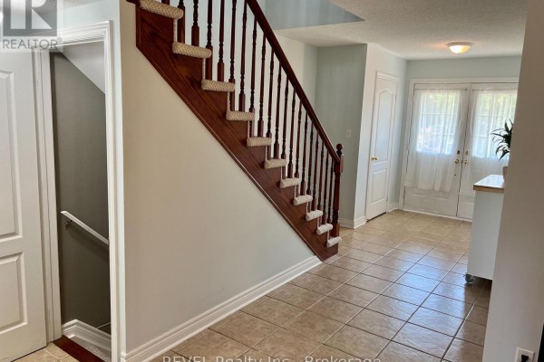 18 Mackenzie King Avenue, St  Catharines, ON, photo 3