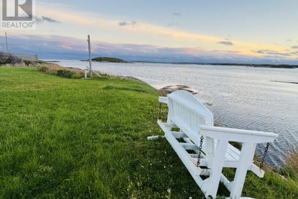 Foyer - 18 Marine Drive, New Wes Valley, NL A0G4R0 Photo 2