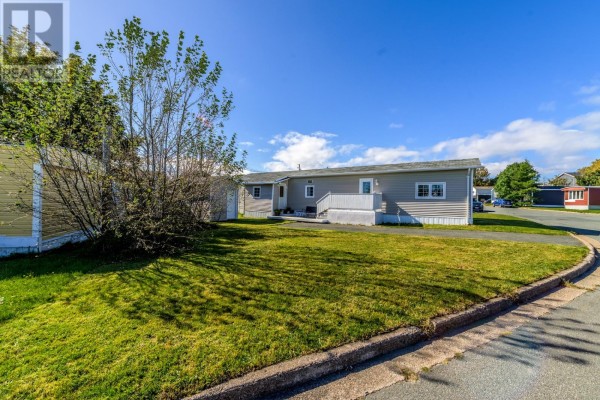 Primary Bedroom - 18 Meadowbrook Park Road, St  John S, NL A1S1G1 Photo 2