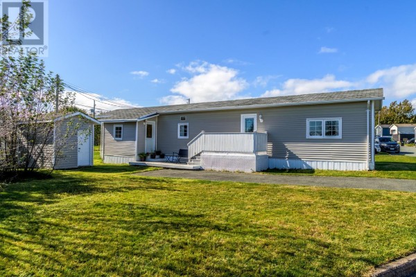 Bath (# pieces 1-6) - 18 Meadowbrook Park Road, St  John S, NL A1S1G1 Photo 3
