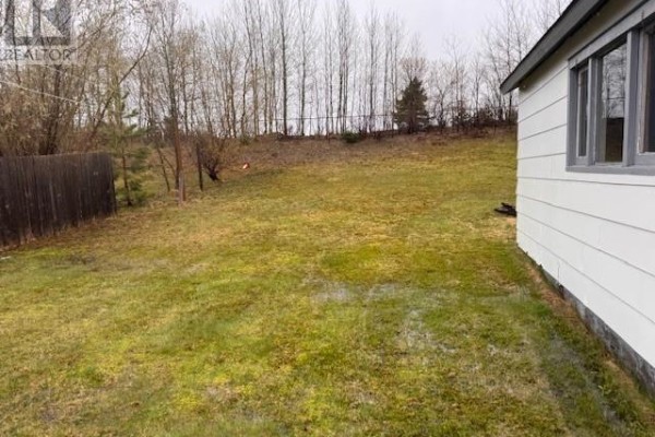 Laundry room - 18 Miller Road, Lewisporte, NL A0G3A0 Photo 5