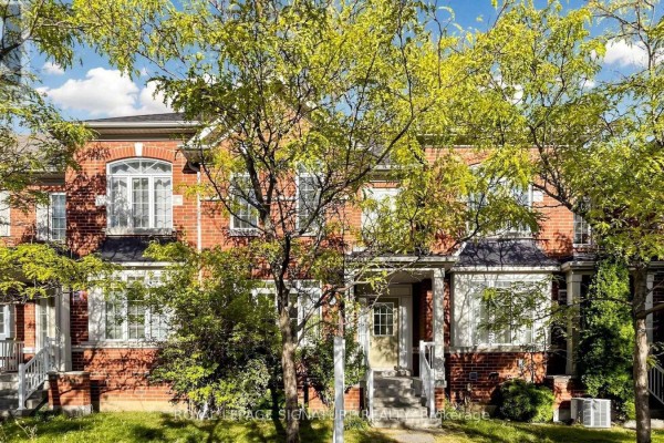 18 Montagues Lane, Markham