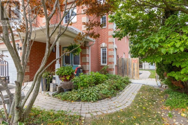 18 Napier Court, Whitby, ON, photo 2