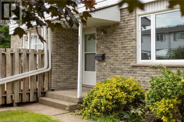 18 Oakhill Drive Unit# 12b, Brantford, ON, photo 3